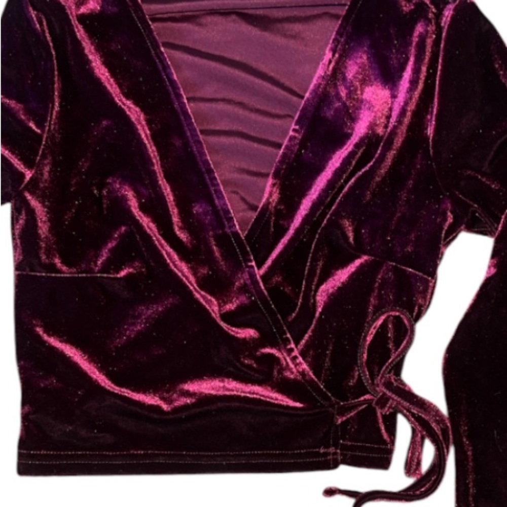 Forever 21 Velvet Wrap Crop Top - Wine - Picture 2 of 2